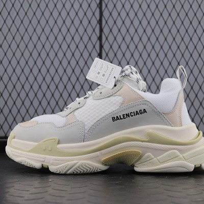 발렌시아가 트리플S - Cream