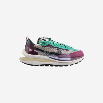 나이키 X SACAI 베이퍼와플 스트링 블랙 빌런 레드