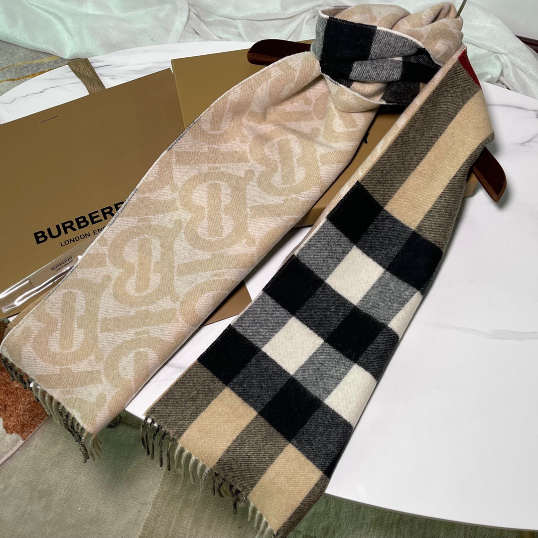 버버리 머플러 1