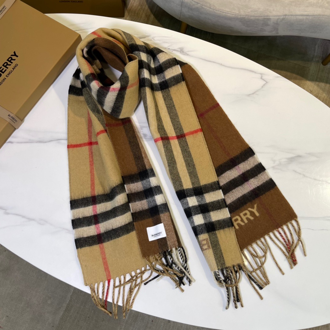 버버리 머플러 2