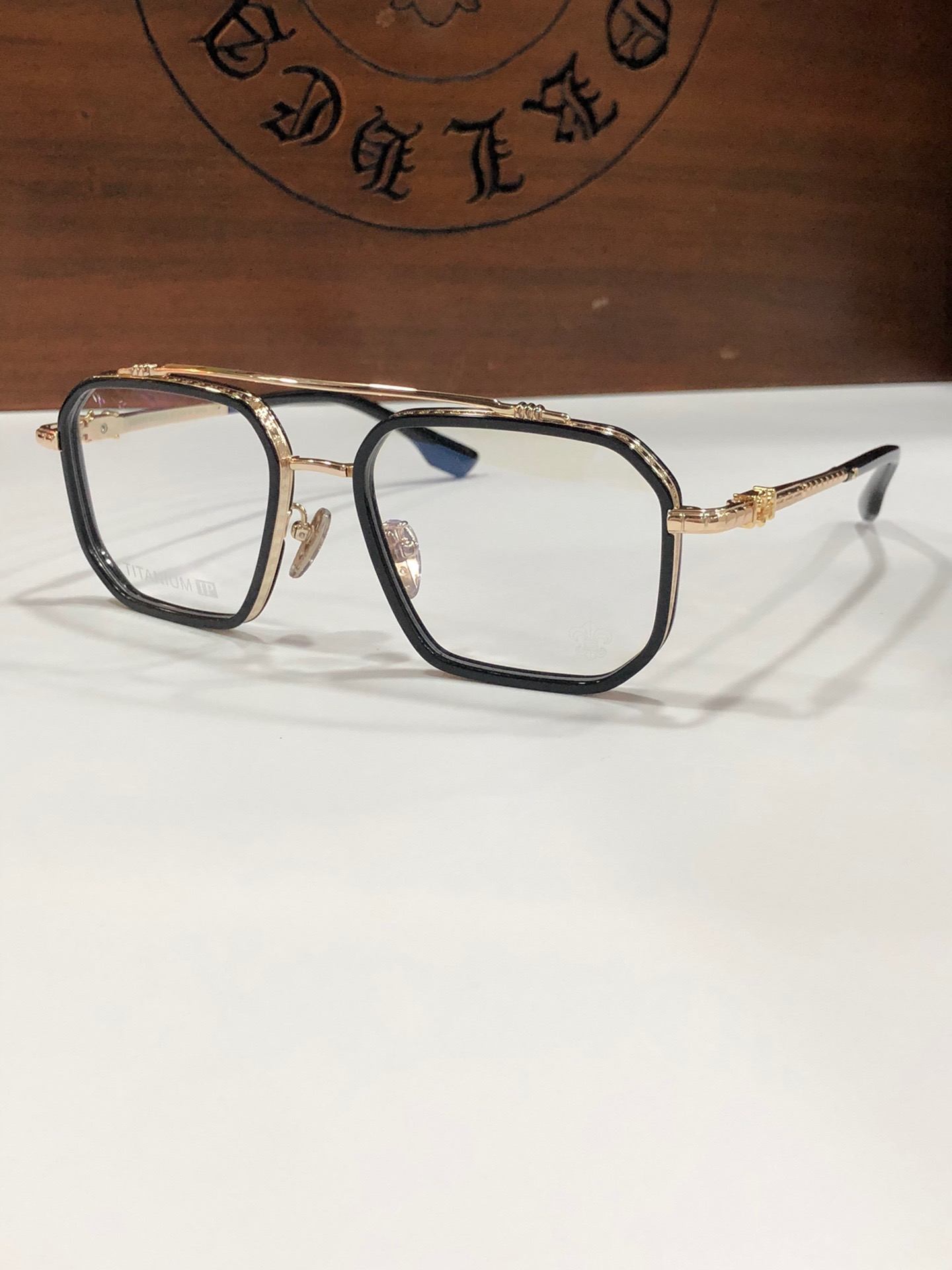 크롬하츠 메트릭 안경