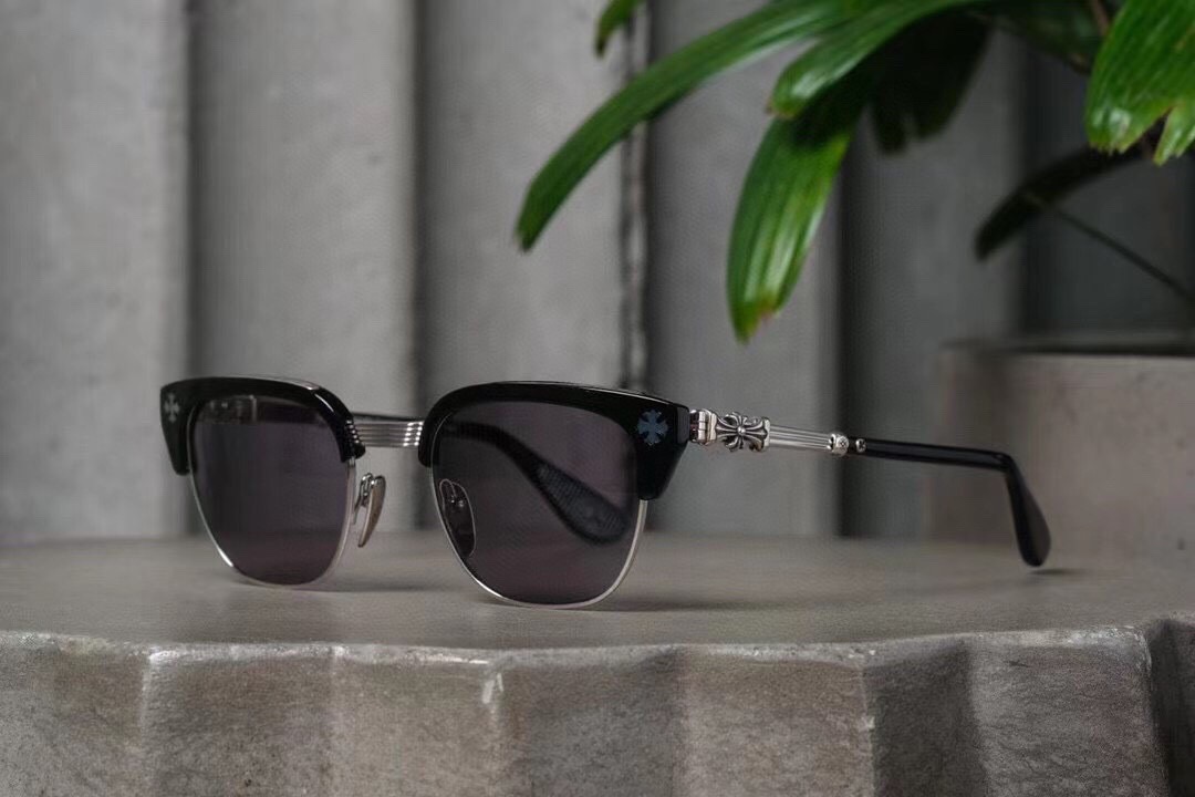 크롬하츠 보넨노이슈어 안경