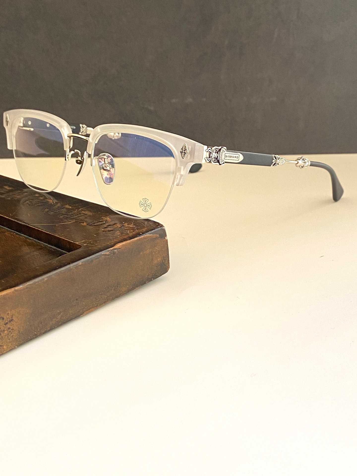 크롬하츠 EVAGLIST 안경