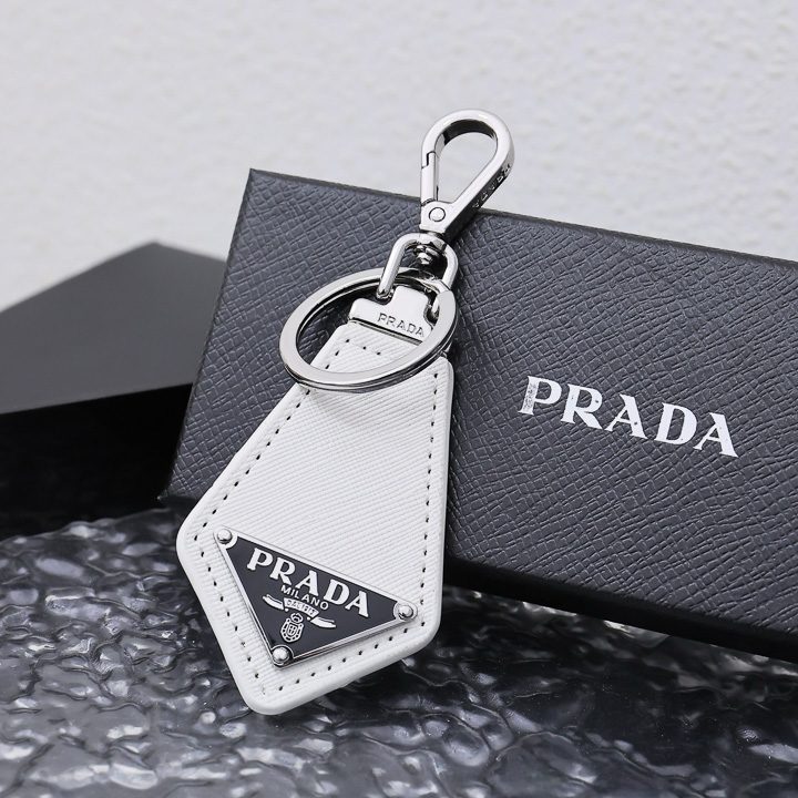 프라다 키링
