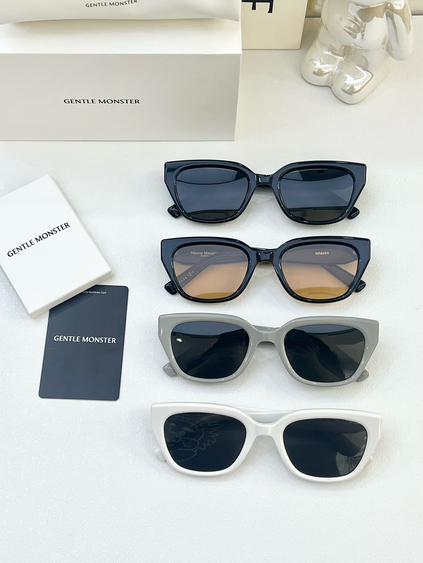 젠틀몬스터 x 마르지엘라 선글라스 MM109