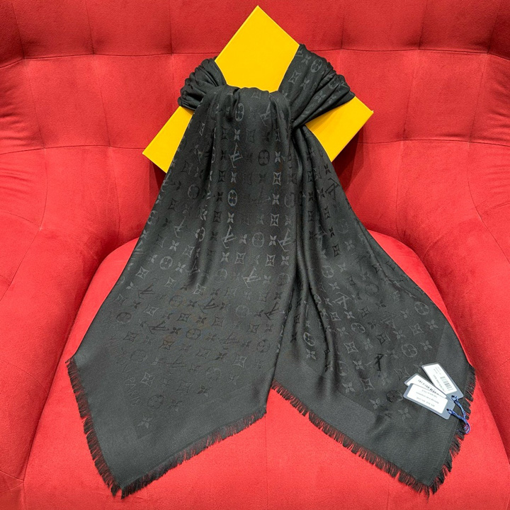 루이비통 모노그램 클래식 스카프