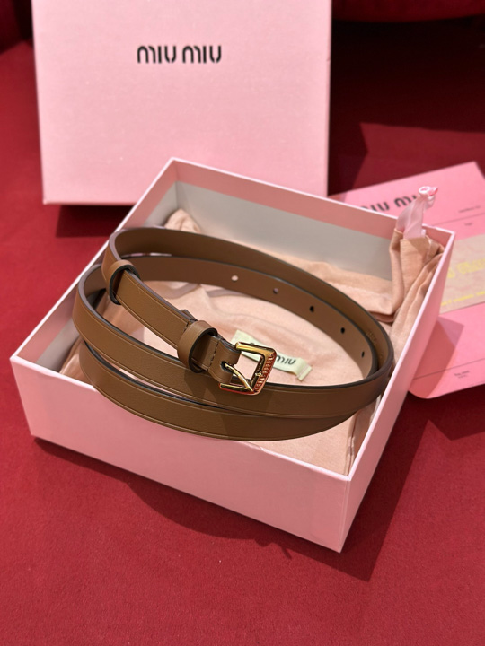 미우미우 벨트