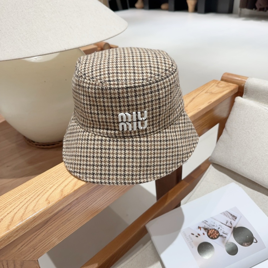 미우미우 모자