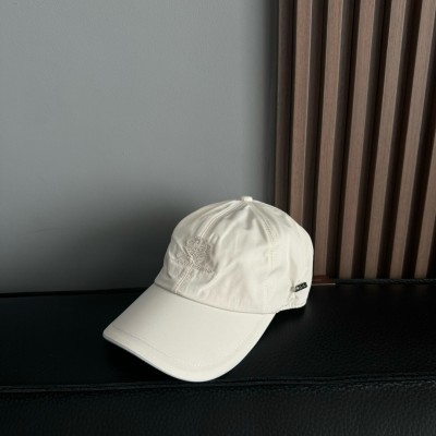 로로피아나 모자 