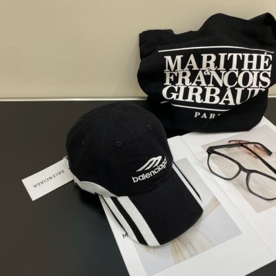 발렌시아가 모자