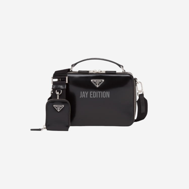 프라다 브리크 브러시드 레더 숄더백