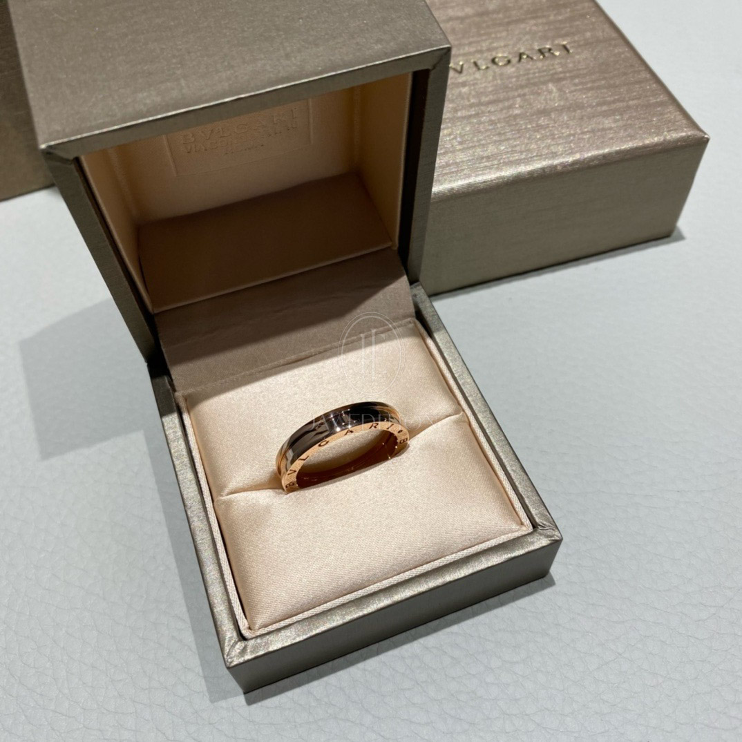 불가리 비제로원 1밴드 링 (문의)