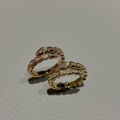 불가리 세르펜티 풀파베 바이퍼 링 (문의)