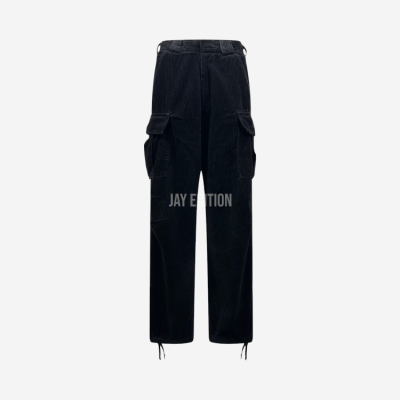 프라다 트라이앵글 에나멜 코듀로이 테이퍼드 팬츠