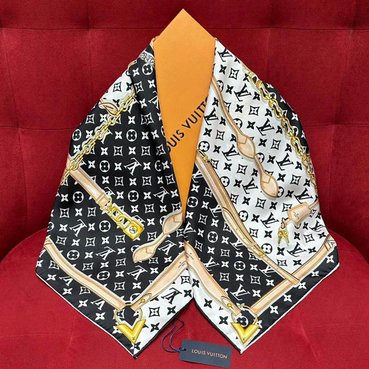 루이비통 모노그램 컨피덴셜 스퀘어 스카프 