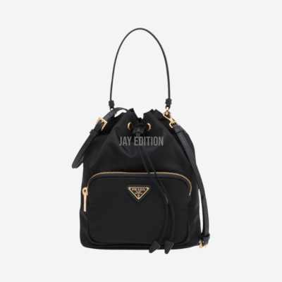 프라다 나일론 버킷백